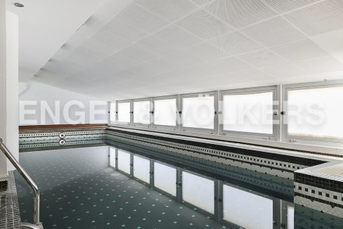 increible-ático-dúplex-con-piscina-en-la-alameda-piscina-climatizada (2)