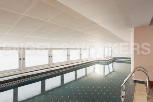 increible-ático-dúplex-con-piscina-en-la-alameda-piscina-climatizada