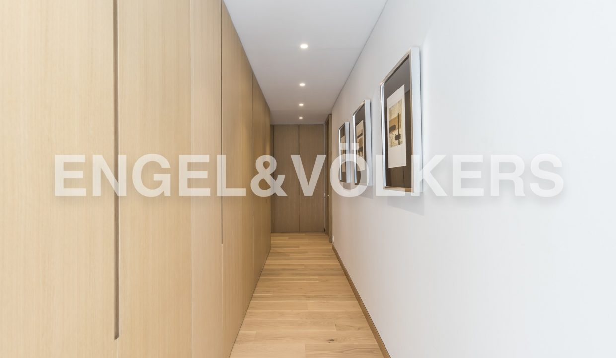 piso-de-excelentes-calidades-y-diseño-pasillo-habitación-principal