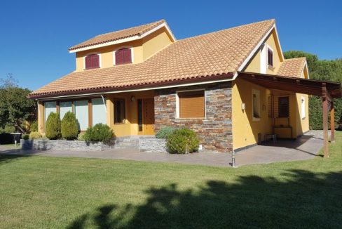 Portal Inmobiliario de Lujo en Montealina, presenta chalet de lujo venta en Madrid, viviendas exclusivas para comprar y propiedades independientes en venta en Pozuelo de Alarcón.