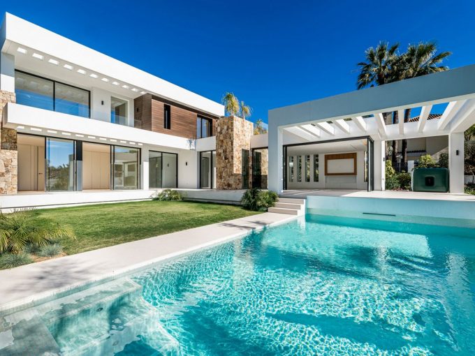 Portal Inmobiliario de Lujo en La Carolina - Guadalpín, presenta chalet de lujo venta en Marbella, inmueble lujoso para comprar y villa de alta gama en venta en Milla de Oro.