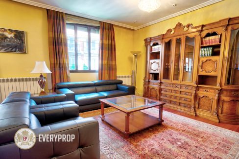 Everyprop.com Inmobiliaria de Lujo en Jerónimos, presenta piso de lujo en alquiler Madrid
