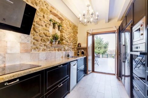 Casa de lujo en Jalón con 3 villas, 12 dormitorios y alta rentabilidad
