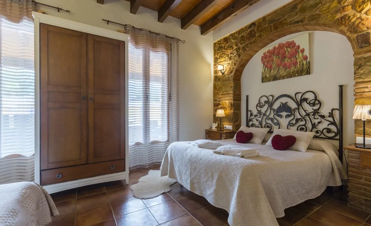 Casa de lujo en Jalón con 3 villas, 12 dormitorios y alta rentabilidad