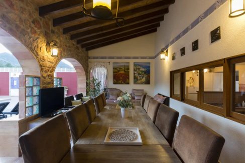 Casa de lujo en Jalón con 3 villas, 12 dormitorios y alta rentabilidad