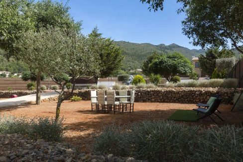 Casa de lujo en Jalón con 3 villas, 12 dormitorios y alta rentabilidad