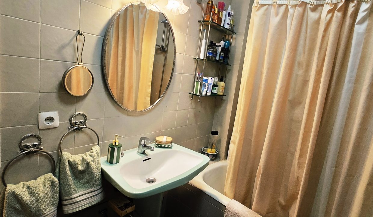 24. Baño 2