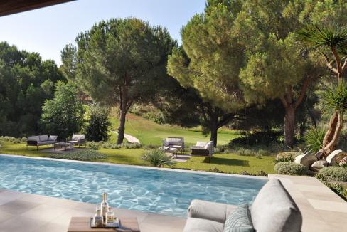 Entrelagos1_Pool_Golf_View_01_1600px